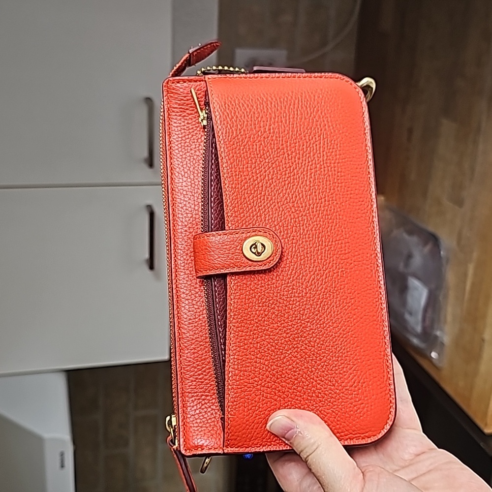 Coach Noa crossbody